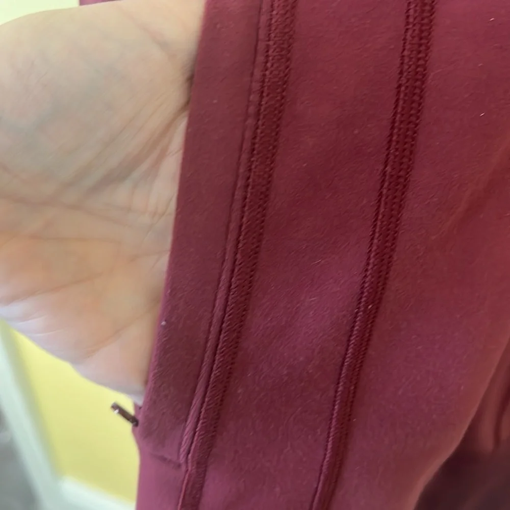 Women's Lululemon Studio Jacket Burgundy Hoodie - Picture 5 of 10